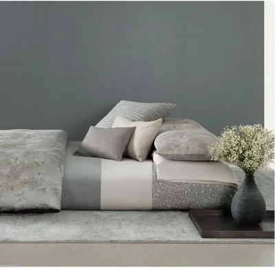 CALVIN KLEIN REGENT DAMASCO/ARCILLA DE FLORES PRENSADAS 2 PIEZAS FUNDAS ESTÁNDAR NUEVAS EN PAQUETE  Foto 1 de 4