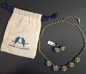 Set orecchini goccia e collana collare piccolo Chloe + Isabel Mirabelle - Foto 1 di 7