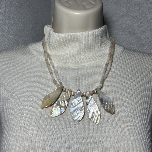 VETEMENTS Collana madreperla iridescente conchiglia abalone spiaggia oceano gioielli nautica