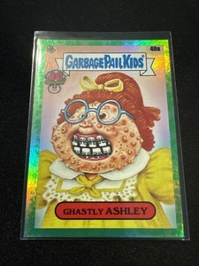 2025 Topps Worst of Garbage Pail Kids 40th Ghastly Ashley Booger Green #40a - Bild 1 von 2