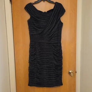 Tadashi Shoji figurbetontes formelles Midikleid Größe 14 schwarz silber metallic Tüll LESEN - Bild 1 von 11