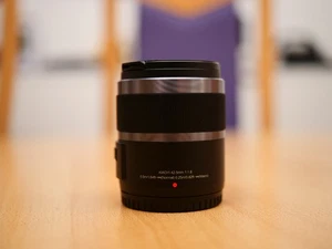 XIAOYI 42,5mm f/1.8 – lichtstarkes Porträtobjektiv für MFT - Bild 1 von 6