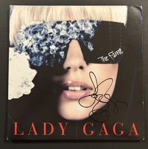 LADY GAGA SIGNIERT THE FAME VINYL-LP JSA LOA #YY53205 AUTO-PLATTE - Bild 1 von 10