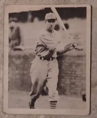 1939 PLAYBALL #85 JOHN W. COONEY Major League Baseball BOSTON Bees Rookie Card - Image 1 of 2