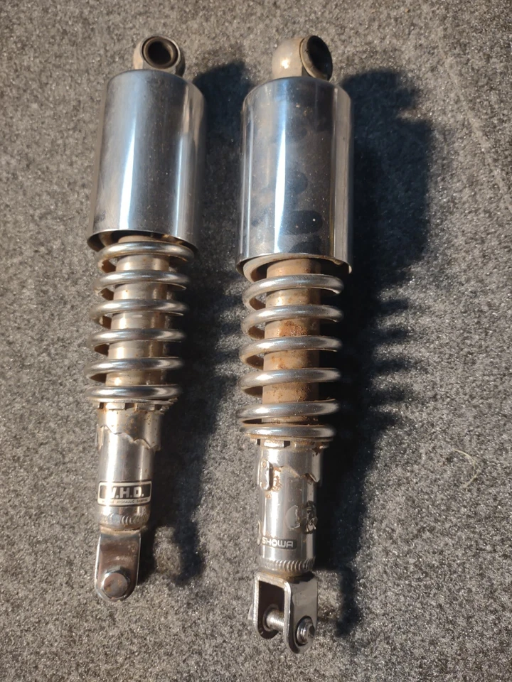 Amortiguadores traseros cromados Honda Cb750k 1983 Foto 1 de 1