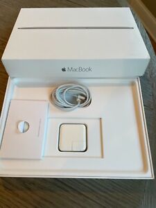 Apple Macbook 512GB -Space Grey - good cond. comes in original box w/charger