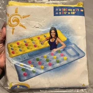 Intex The Wet Set 18 Pocket Lounge 74"X28" Inflatable Pool Float Yellow 2006 - Picture 1 of 6