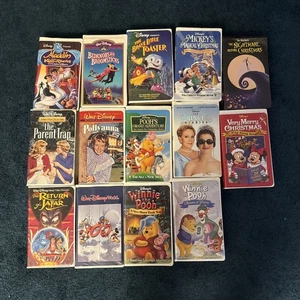 Lot of 14 Walt Disney VHS Tapes Pollyanna Parent Trap Single Owner Like New - Picture 1 of 16