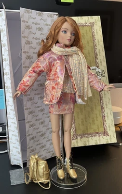 Tonner Ellowyne Wilde Baby Doll Basic Red Doll Complete CHILLING Outfit in Box! - Image 1 of 4