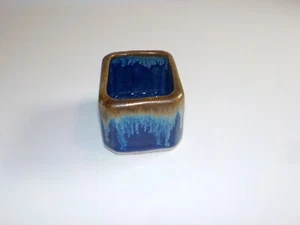 Paquete de azúcar esmaltado de cerámica río paloma soporte firmado T Bullen caja de baratijas - Imagen 1 de 5