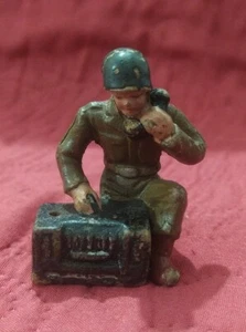 Rare Leyla American soldier with Transceiver- Made in Germany 1950s Post WW2 - Picture 1 of 8