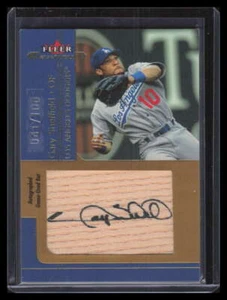2002 Fleer Maximum Coverage Autographs 7 Gary Sheffield Jumbo Bat Auto 41/100 - Picture 1 of 2