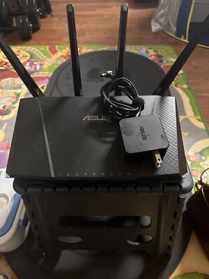 ASUS RT-AC87U 1734 Mbps 7-Port Gigabit Wireless AC Router - Image 1 of 2