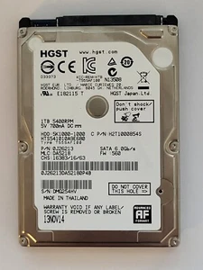 HTS541010A9E680, PN: 0J26213, MLC: DA5218, 13 NOV 14, HGST 1Tb 2.5" HDD - Imagen 1 de 2