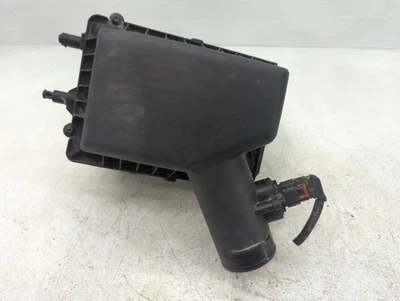 Tubo de mangueira de admissão e duto de ar Chevrolet Sonic 2012-2019 J7A84 - Imagem 1 de 4