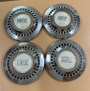 Set of 4 - Vintage Pontiac Chrome Hubcaps Dog Dish - 10" Wheel Cover - 1954-59 - Picture 1 of 6