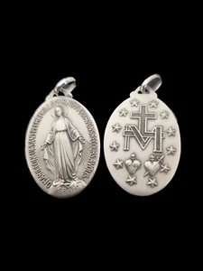French Sterling Silver 925 Miraculous Medal, 32mm. - Picture 1 of 3