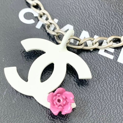 Collana CHANEL Bianco Logo CC Rosa Rosso Fiori di Camelia 17" Tono Argento 04P Autentica