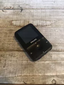 Philips GoGear Vibe 4 GB Portable MP3 Video Player w/1.5-Inch Color Screen - Picture 1 of 11