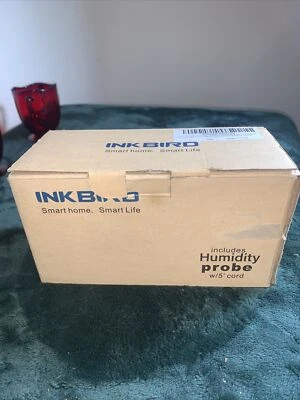 inkbird IHC-200 plug & play humidity controller - Image 1 of 4