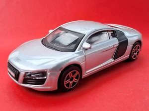 BURAGO 1:43 - AUDI R8 - Foto 1 di 4