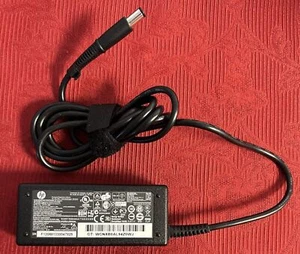 HP AC Adapter PPP009C 677774-002 Ref00196 - Afbeelding 1 van 3