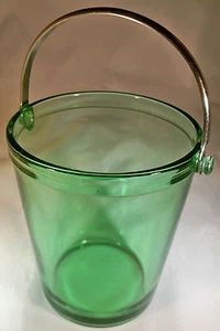 FOSTORIA GLASS CO. FAIRFAX GREEN #2375 6-INCH TALL ICE BUCKET with METAL HANDLE! - Picture 1 of 2