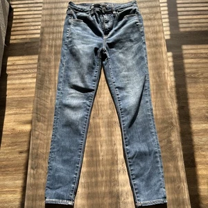 American Eagle Women’s Jeans Size 6 Short - Picture 1 of 7