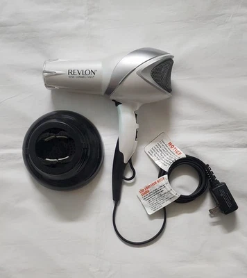 Revlon 1875w Ceramic Ionic Hair Dryer & Hairizone Hair Diffuser Attachment. - Image 1 of 4