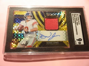 2019 DANIEL JONES AUTO RC MEMORABILIA PANINI SGC MINT 9, LTD #D 5/10 RPA TOP - Bild 1 von 2