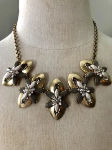 J Crew Blush and Gray Flower Crystal Rhinestone Bib Statement Necklace - Picture 1 of 3