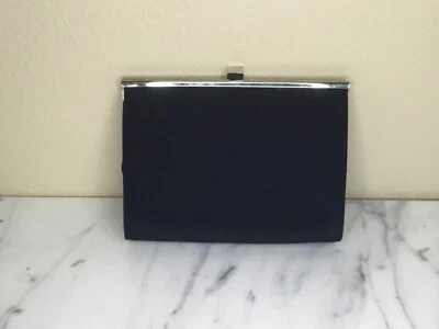 Bolso de mano Liz Claiborne negro incluye correas Foto 1 de 4