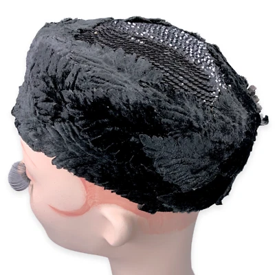 Винтажный 40-х черный бархат лист блестки череп крышка таблетки шляпа ар-деко 50-х 22» - Изображение 1 из 4