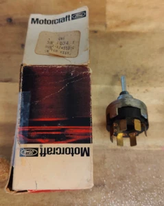 OEM NOS Motorcraft Wiper Switch # D0KZ-17A553-C / Fits 1970-1972 Ford C Series - Picture 1 of 1