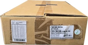 Distribution d'énergie commutée 16 prises APC AP7802B rack mesuré neuf dans sa boîte - Photo 1/2
