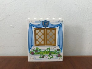 LEGO Rapunzel Wall Panel 2.25 x 2 with Window with Flowers Pattern Disney Castle - Picture 1 of 3