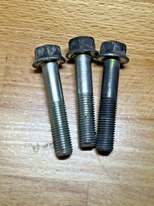 99 Honda Prelude Bomba Dirección Asistida Soporte Pernos Montaje Motor 97-01 - Imagen 1 de 2