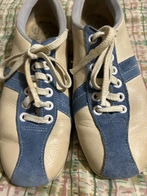 Vintage   Hush Puppies Women's Blue Suede/Leather Bowling Shoes Size 6 - Image 1 of 4