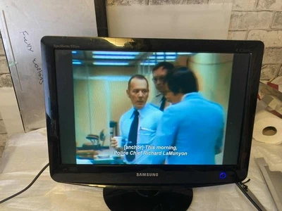 Samsung SyncMaster 932MW 19"  LCD Monitor tv with hdmi (perfect for caravans) - Image 1 of 3