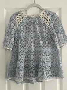 Anthropologie HD In Paris Beautiful Blue Feminine Lace Tunic Shirt Top SZ 8 - Picture 1 of 6