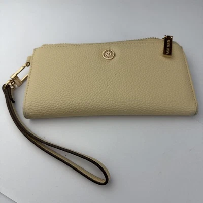 Cartera Anne Klein Delgada Plegable - 6,5 x 3,5 Excelente Estado Foto 1 de 4