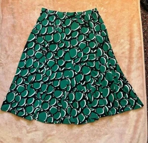 NEW NINE WEST Woman's Green Multicolor Stretch Skirt Size M - Picture 1 of 6