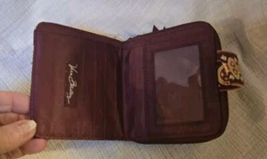 Vera Bradley Medallion Mini Zip Wallet Brown & White Retired Mint Condition - Picture 1 of 9