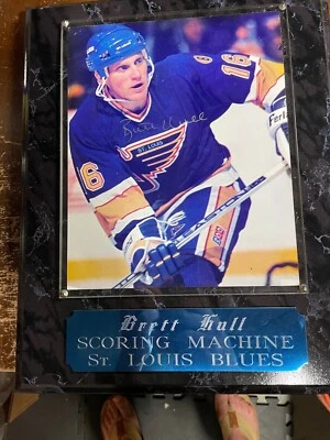 Brett Hull St. Louis Blues Autographed Plaque w/ photo Scoring Machine - Image 1 of 3