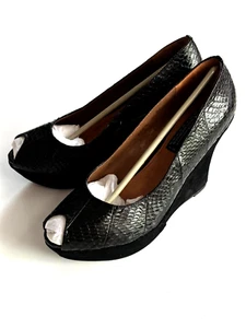 DRESSY BLACK WEDGES, snakeskin pattern, peep toe, Size 7/40 (worn once) BERTIE - Picture 1 of 5
