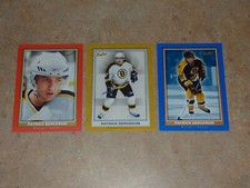 2005-06 Beehive Red, blue and base #7 Patrice Bergeron