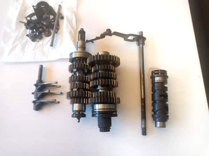 Suzuki GS 500 E  Getriebe Gear box  Schaltwelle Schaltgabel GM51B - Bild 1 von 3