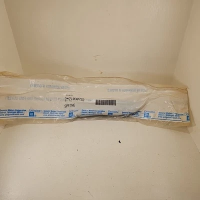 5 GM 1991-2002 Saturn Radiator Core Support Front Air Deflector Spring 21030793 - Image 1 of 4
