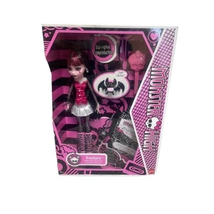 2024 Monster High Draculaura Pink Boo Original Creeproduction Puppe In Hand Neu - Bild 1 von 8