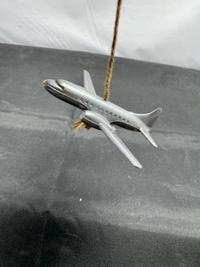 Avión de plástico sólido vintage muy pequeño UNITED - ¡Genial! - Imagen 1 de 11